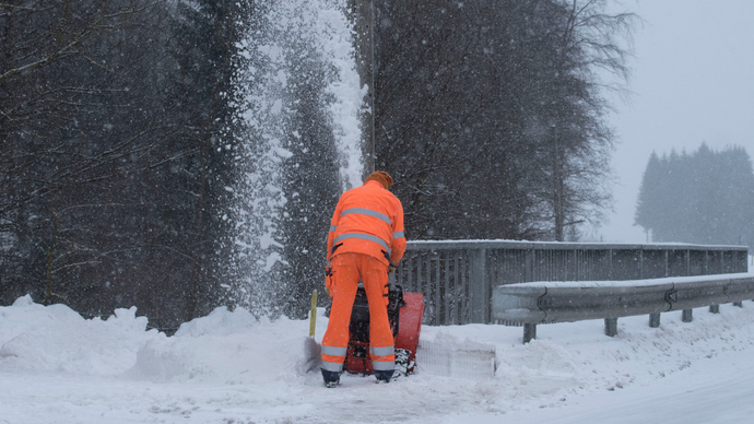 The Best Reflective Winter Jackets and Vests for Low Light Conditions